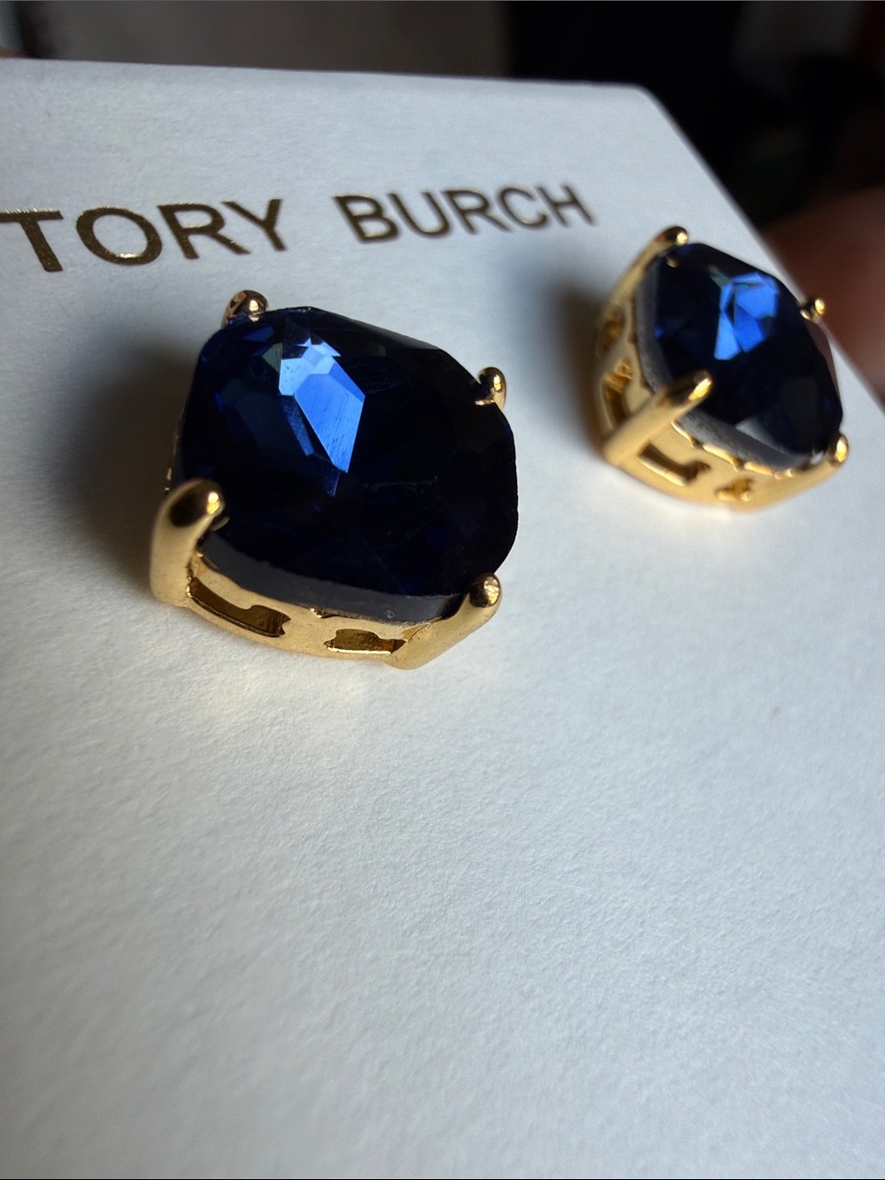 💎💎Gorgeous Tory Burch Denim Blue Crystal Stud Earrings in Gold